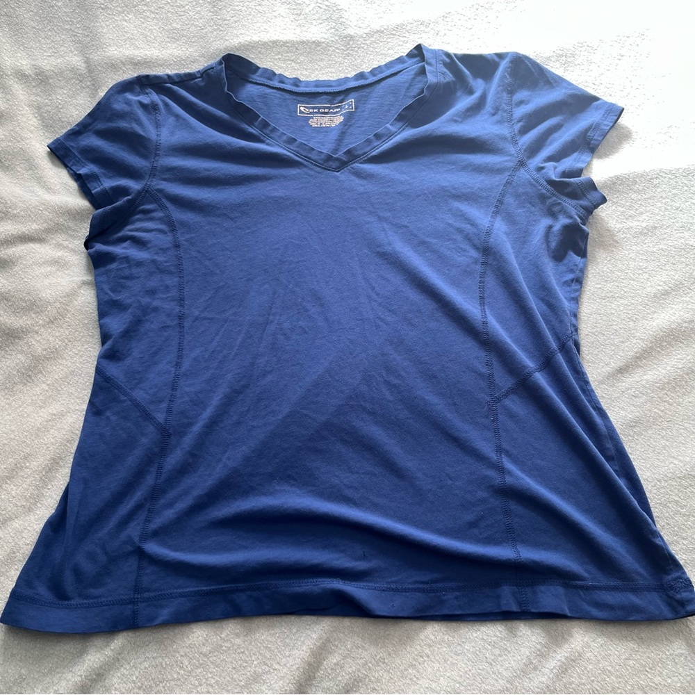 Tek Gear Royal Blue V-Neck Short Sleeve Active Tee Size Large